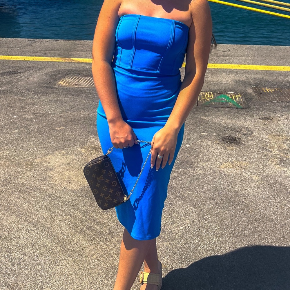 Blue skirt set